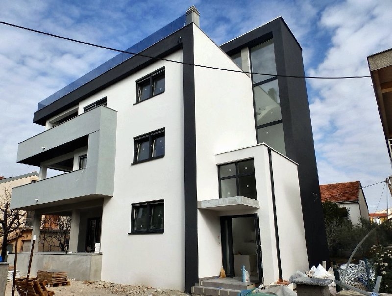 Köp en lägenhet med takterrass i Dalmatien - Panorama Scouting.