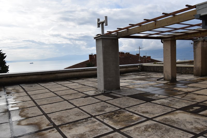 Lägenhet med takterrass i Rijeka, Kroatien till salu - Panorama Scouting.