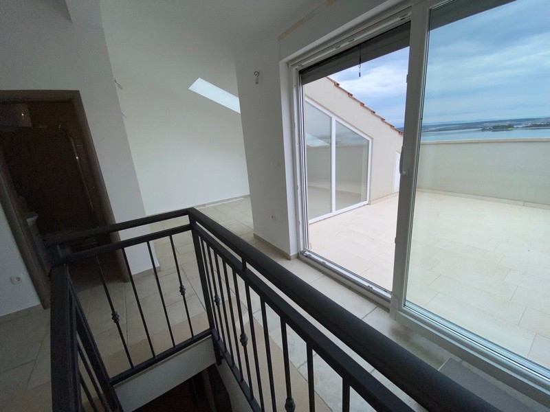 Havsutsikt från vardagsrummet.