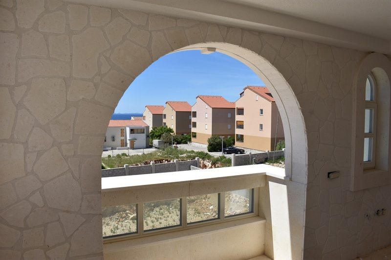 Havsutsikt från den täckta terrassen i lägenheter A2057, Kroatien.