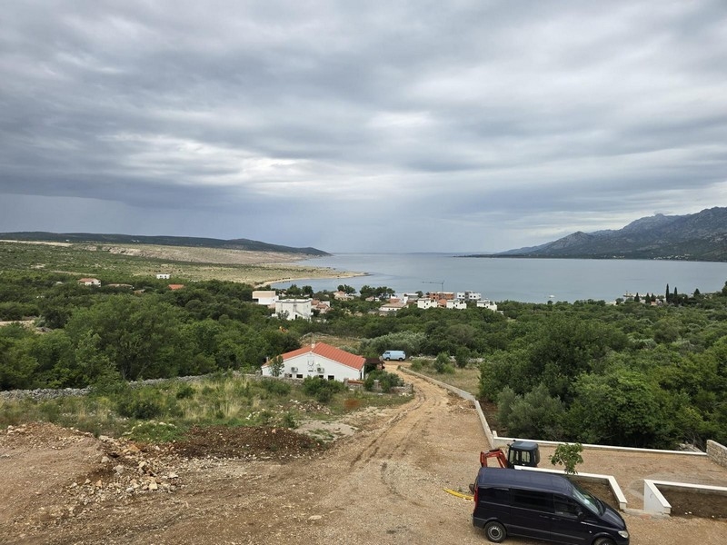 Utsikt över havet från det mysiga vardagsrummet på fastighet A2364 i Kroatien.