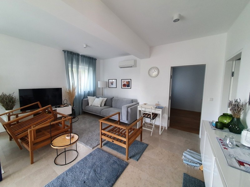 Lägenhet med havsutsikt och terrass