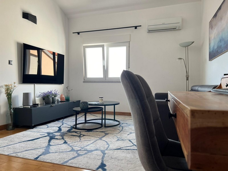 Modern lägenhet med högkvalitativ inredning i Tisno, Kroatien - Panorama Scouting.