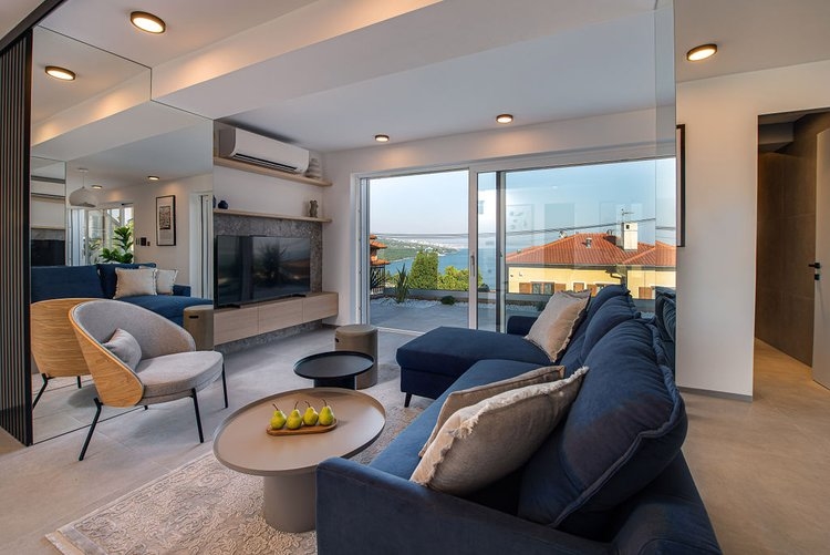 Luftkonditionerat vardagsrum.