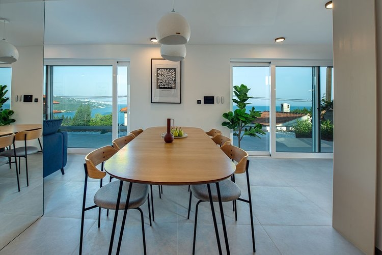 Modern interiör av fastighet A3007 i Volosko, Opatija, Kroatien - Panorama Scouting.