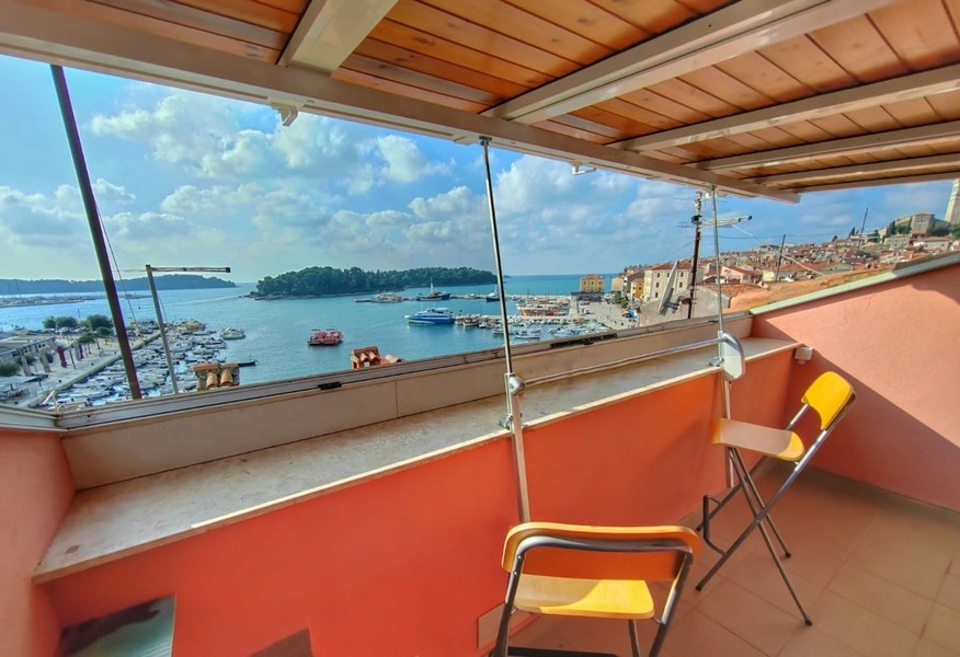 Panoramautsikt över havet från terrassen på fastighet A3130 i Istrien.