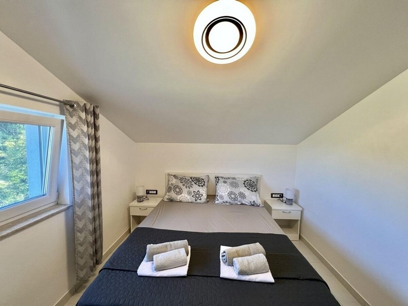 Sovrum med dubbelsäng