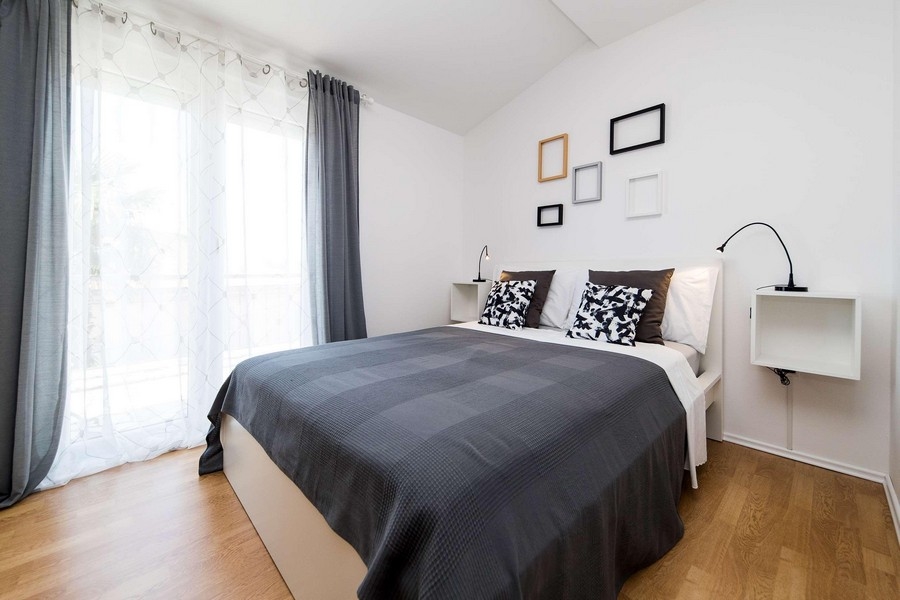 Fastigheter Kroatien, Lägenhet med havsutsikt - Ljust sovrum