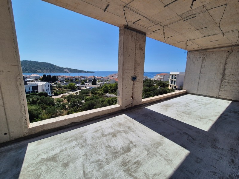 Havsutsikt lägenheter till salu i Kroatien - Panorama Scouting A3329.