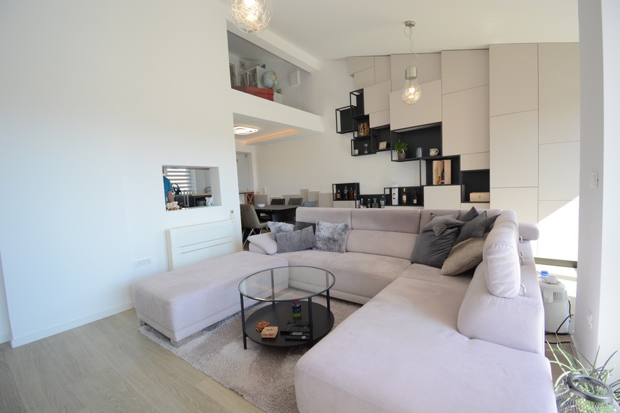 Möblerad lägenhet till salu på ön Krk i Kroatien - Panorama Scouting A3461.