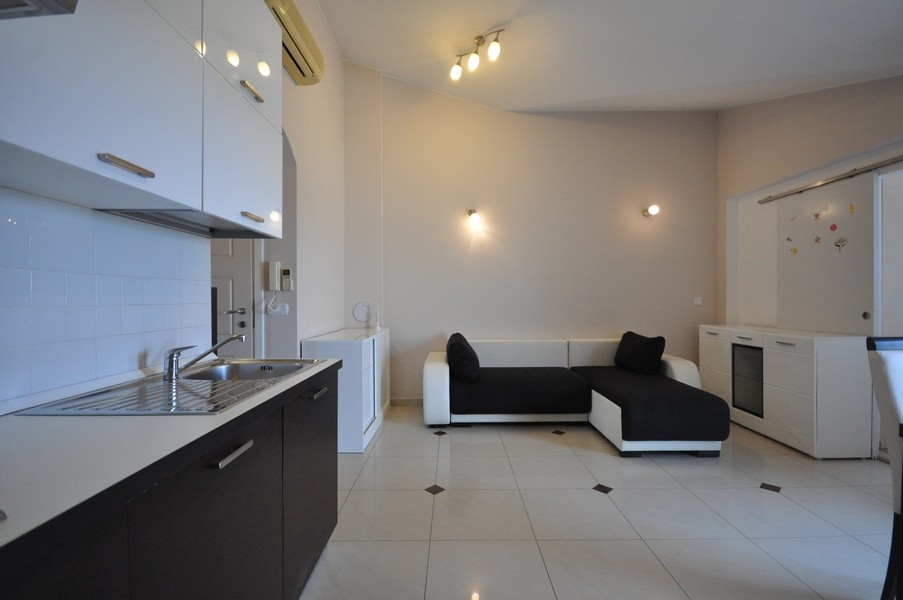 Köp en möblerad lägenhet nära Porec i Istrien - Panorama Scouting A3478.