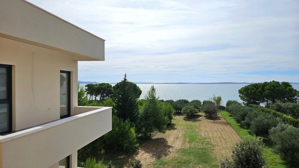 Havsutsikt över fastighet A3487 i Privlaka nära Zadar.