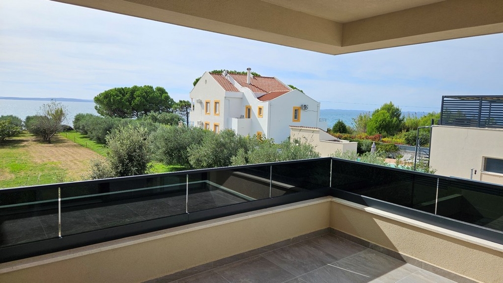 Havsutsikt från terrassen till lägenhet A3488-S6.