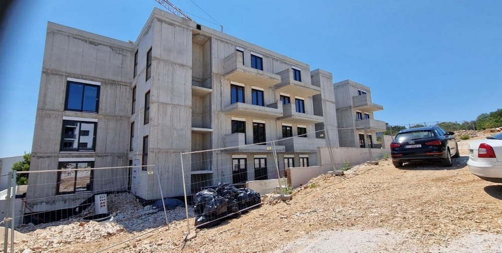 Nya lägenheter med havsutsikt till salu i Dalmatien på Ciovo.