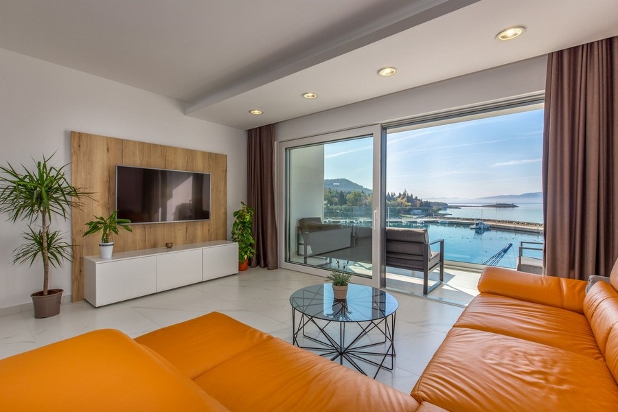 Vardagsrum för fastighet A3642 i Kroatien - Panorama Scouting.