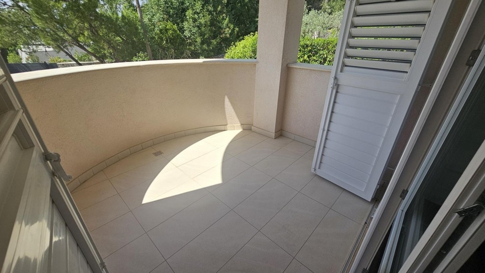 Balkong till lägenhet A3658 till salu på ön Krk.