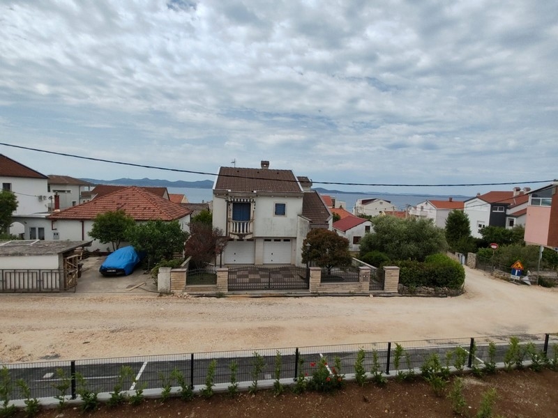 Utsikt från balkongen.