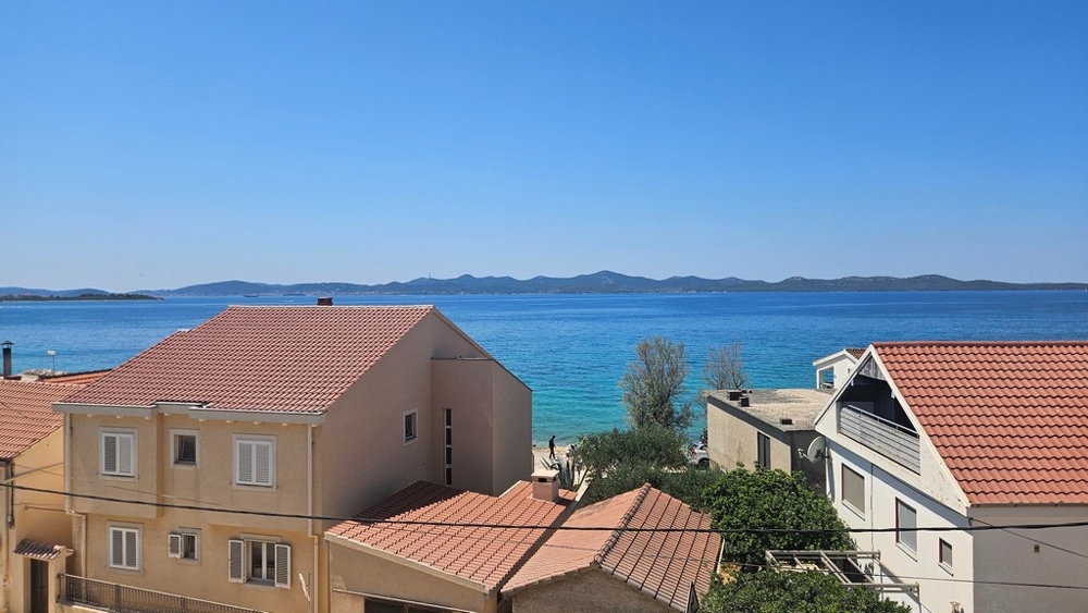 Utsikt över havet och ökedjan offshore