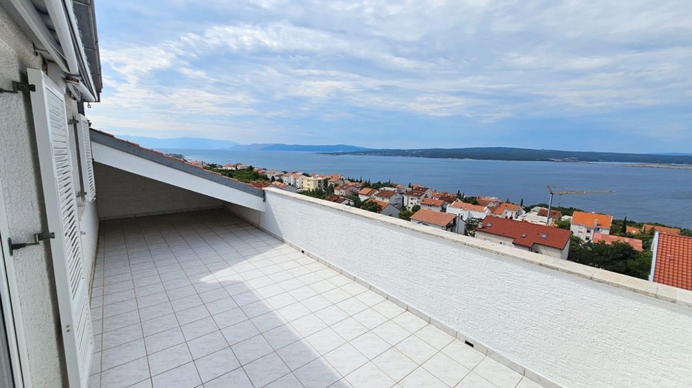 Takterrass på fastighet A3695 i Kroatien - Panorama Scouting.