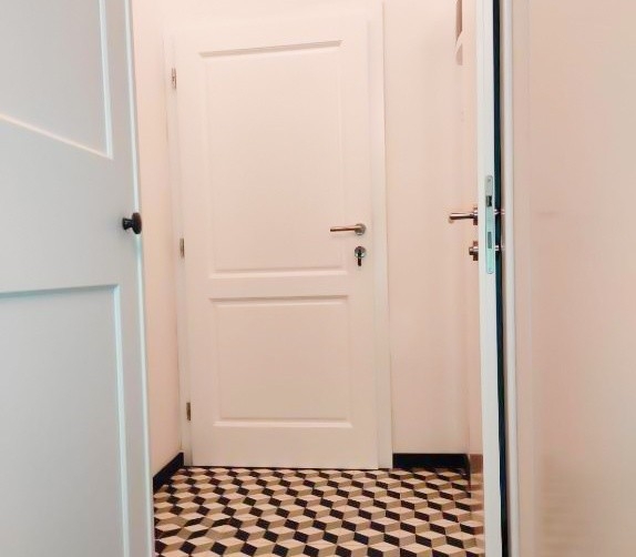 Hall i lägenheten i gamla stan A3729 i Rovinj, Istrien.