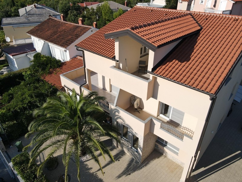 Lägenhet på översta våningen till salu i Kroatien.