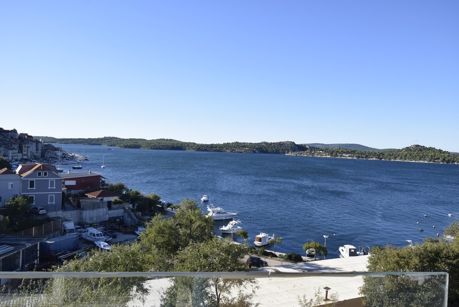 Fastighet A3762 i Sibenik, Dalmatien - Panorama Scouting.