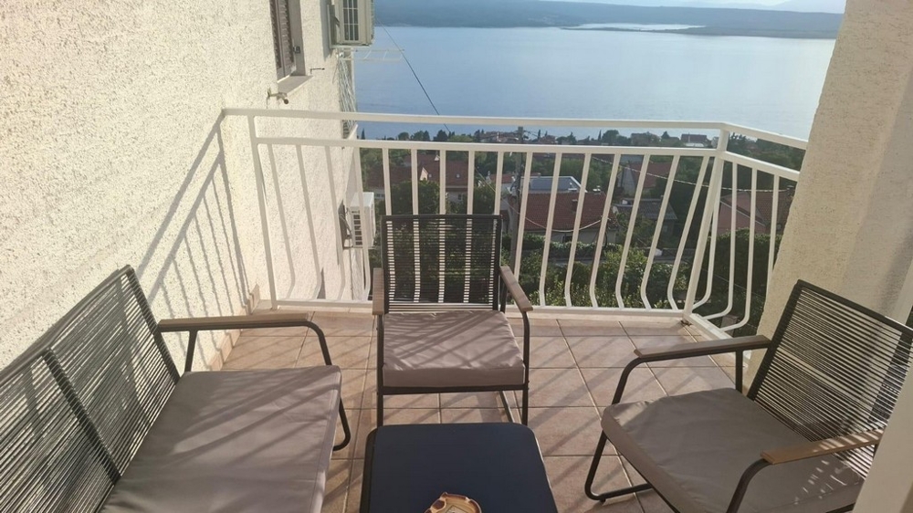 Balkong med havsutsikt - fastighet A3775.