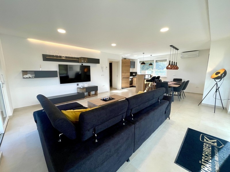 Modern lägenhet med högkvalitativ inredning till salu i Kroatien - Panorama Scouting.