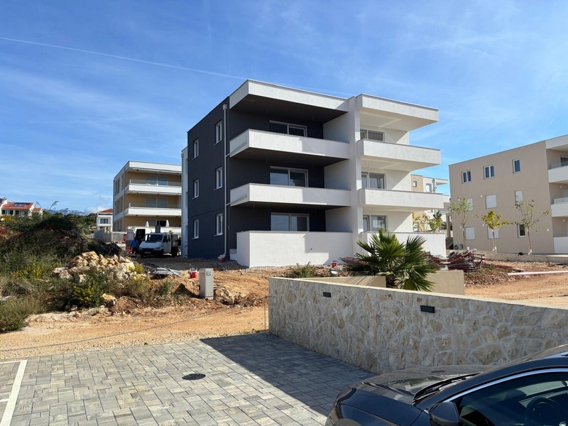 Moderna lägenheter till salu på Pag i Novalja.