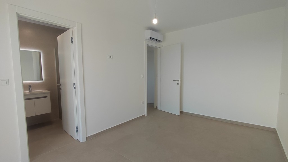 Sovrum med eget badrum