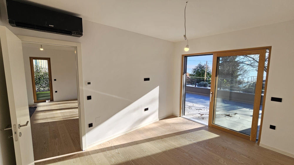 Rum med utgång till terrassen