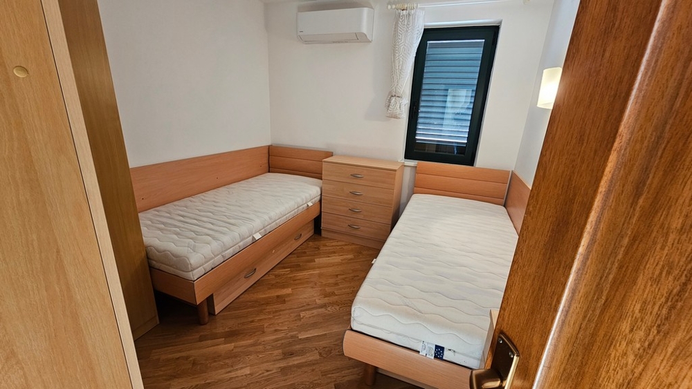 Barnrum med två enkelsängar