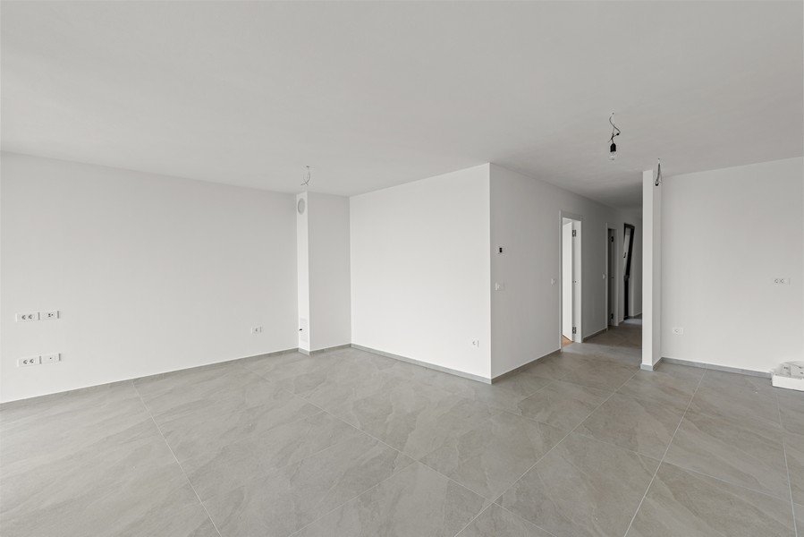 Vardagsrum ny lägenhet Novigrad Istria klinkergolv