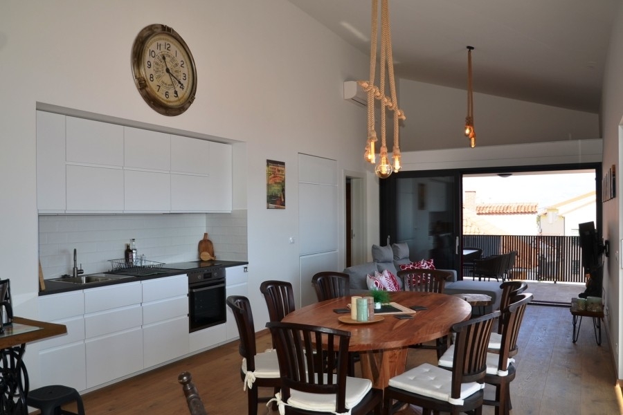 Modernt möblerad boyta på fastighet A3930 i Kroatien.