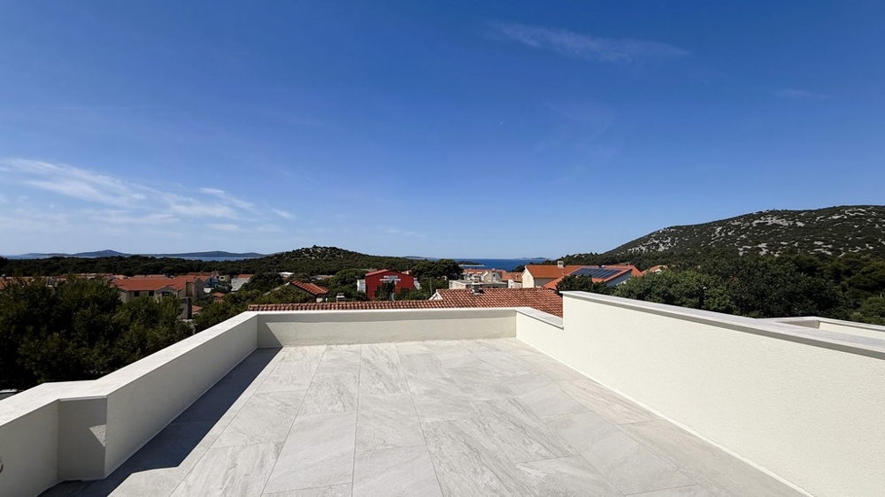Takterrass med utsikt över staden