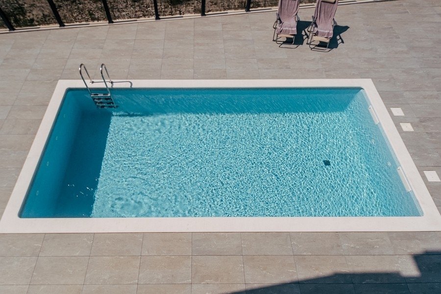 Gemensam pool av bostadskomplexet