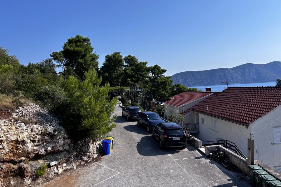 Tillgång med parkeringsplatser och havsutsikt, lägenhet Racisce Korcula