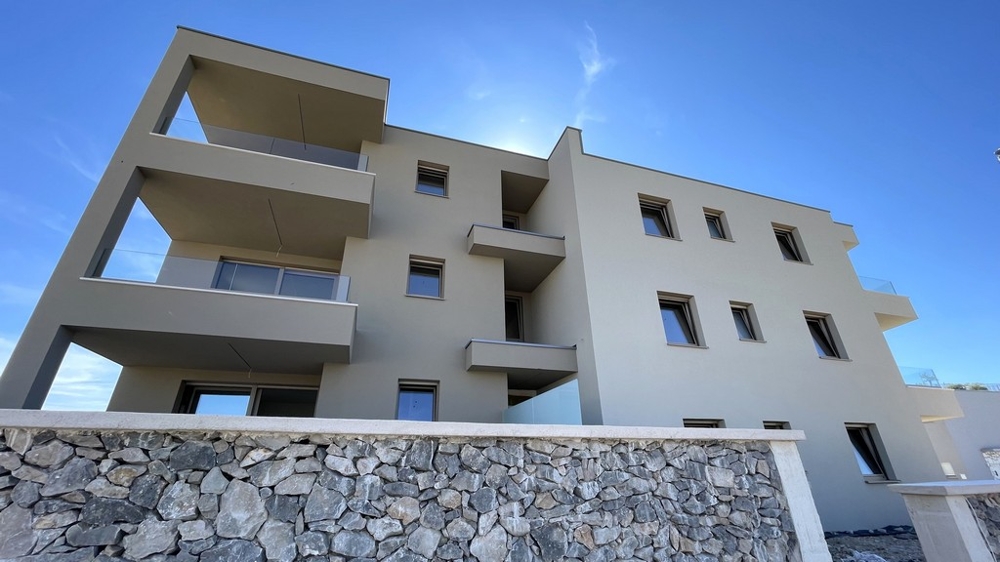 Sidovy av bostadshuset i lägenhet A4106 i Tribunj