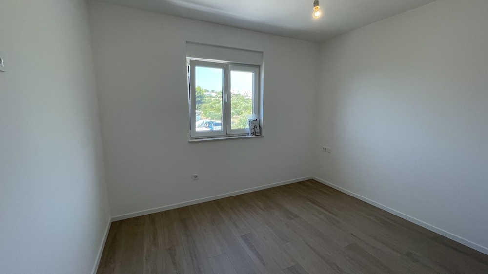 Sovrum i den nya lägenheten i Vodice