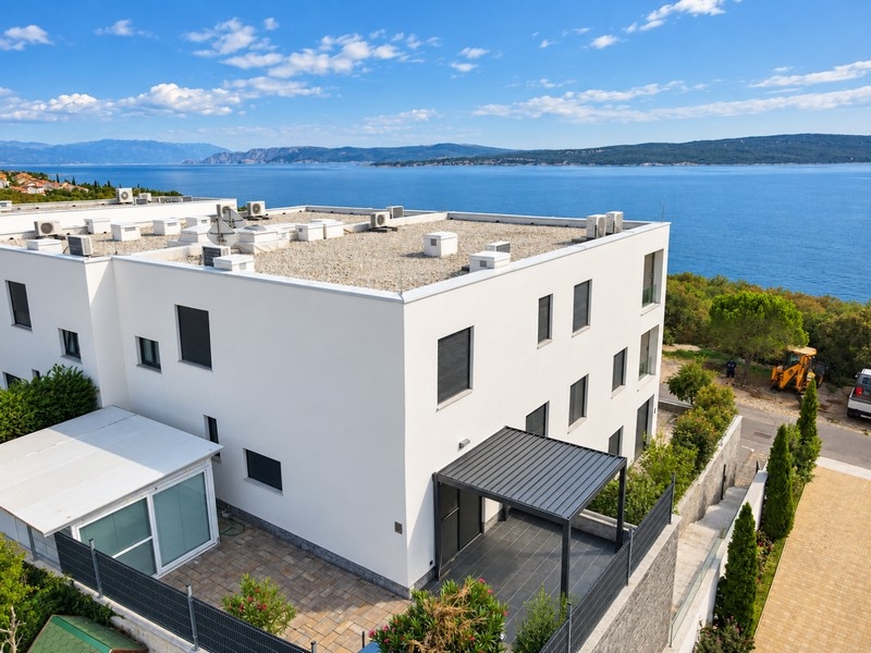Utsikt från huset till havet och ön Krk