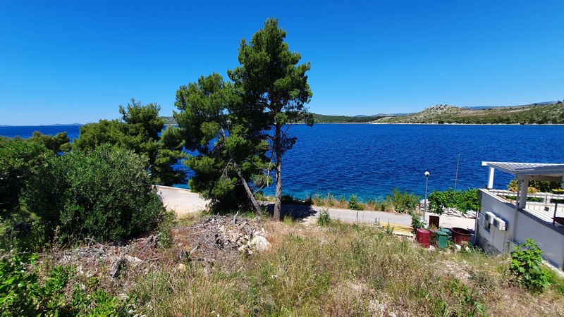 Havsutsikt från tomt G393 till salu i Kroatien - Panorama Scouting.