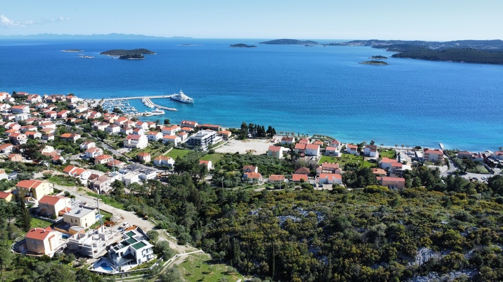 Köp mark i Kroatien - G457 på Peljesac.