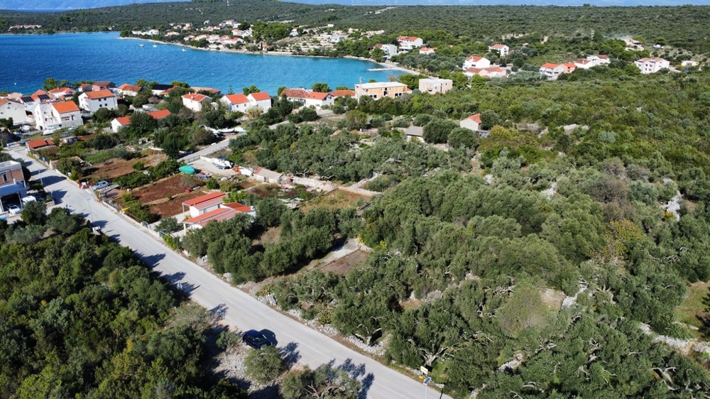 Byggplats nära havet.