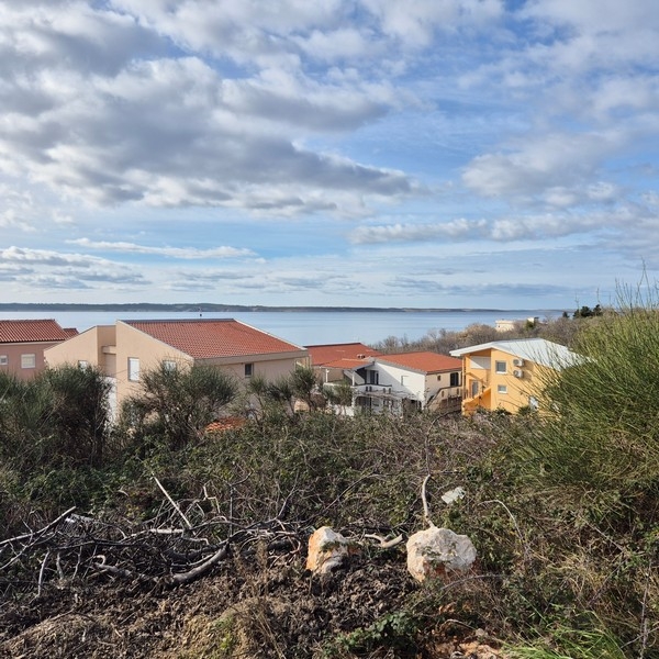 Köp byggmark Kroatien - G484 nära Zadar