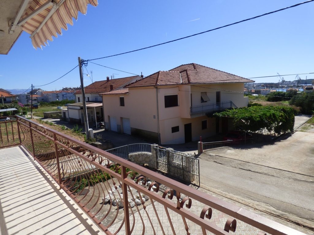 Köp ett hus i Kroatien - Ciovo Island, Dalmatien.