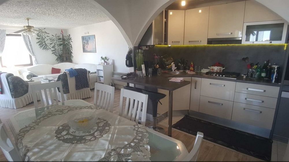 Vardags- och matplats med pentry från H1448