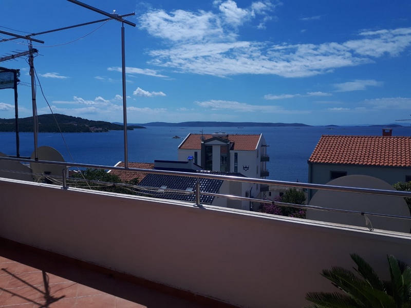 Köp ett hus i Kroatien - Trogir-regionen i centrala Dalmatien - Panorama Scouting.