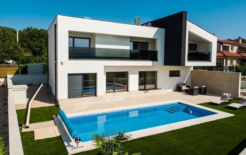 Köp en modern lyxvilla på ön Krk i Kroatien - Panorama Scouting.