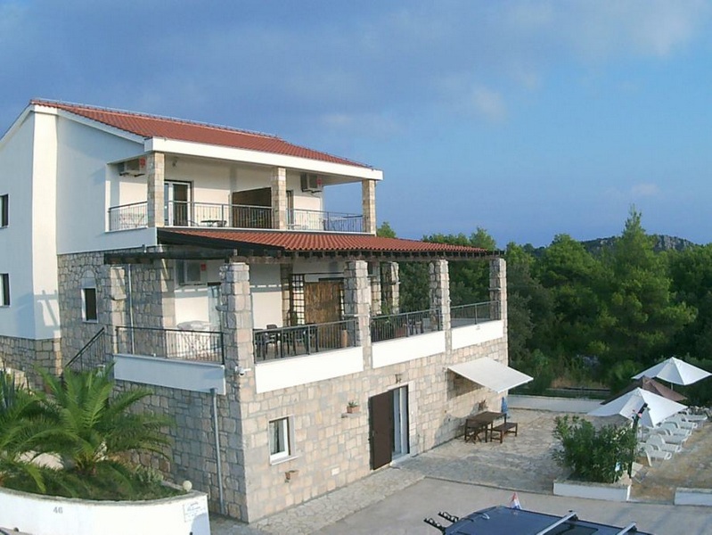 Köp ett hus i Kroatien - Panorama Scouting Real Estate.