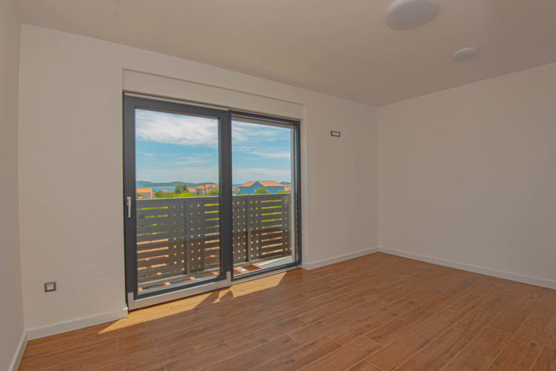 Havsutsikt från sovrummet på övervåningen.